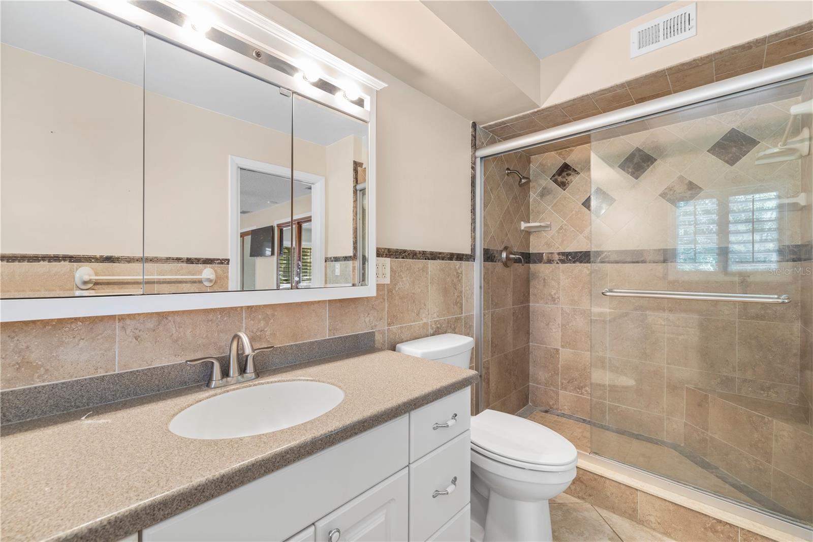 2162 LONG BOW LN — photo 37