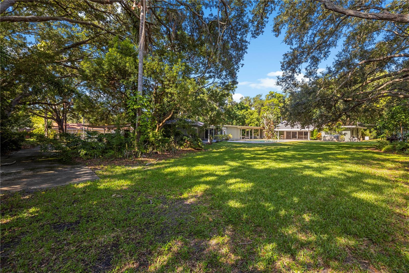 2162 LONG BOW LN — photo 19