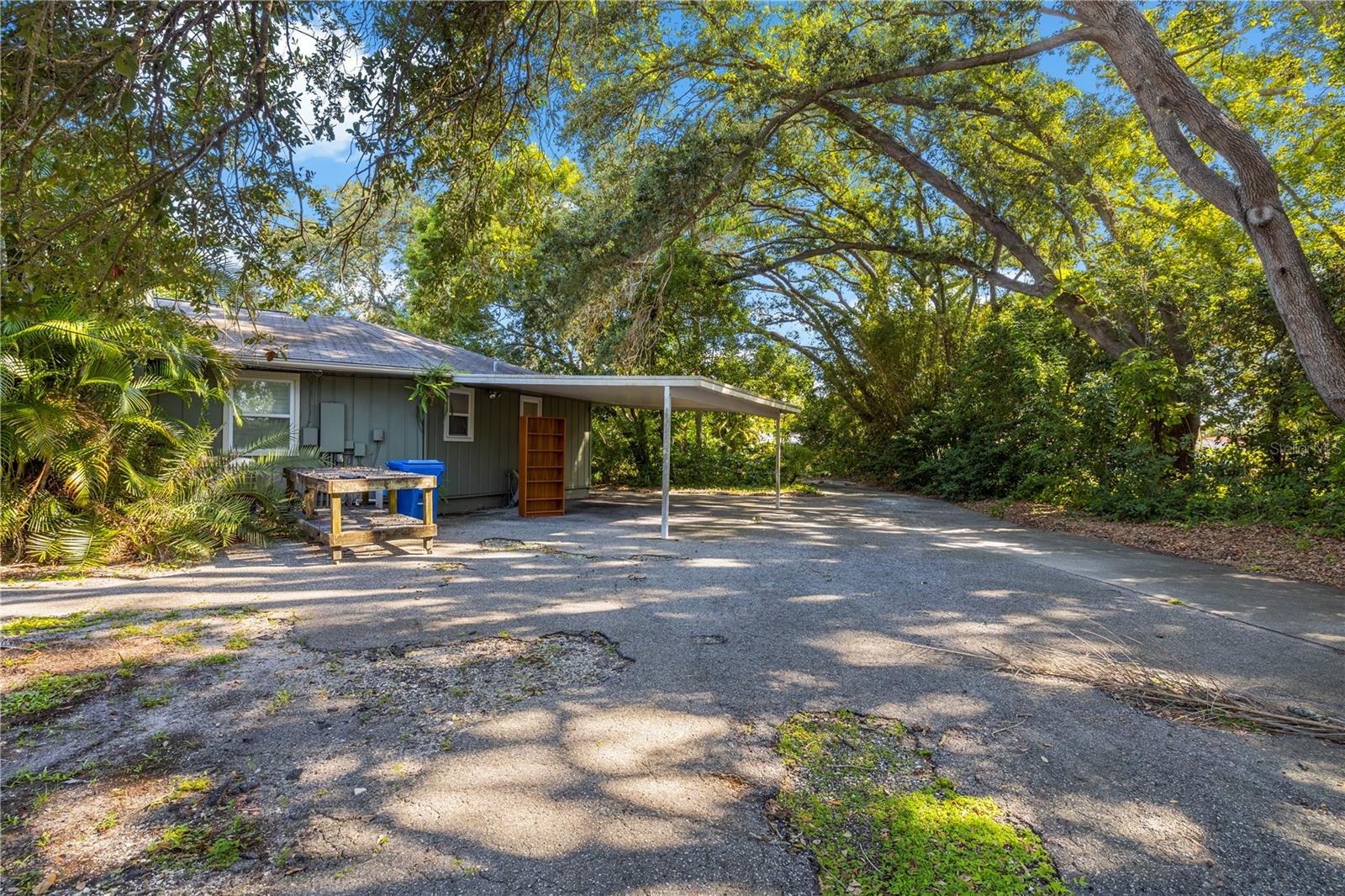 2162 LONG BOW LN — photo 25
