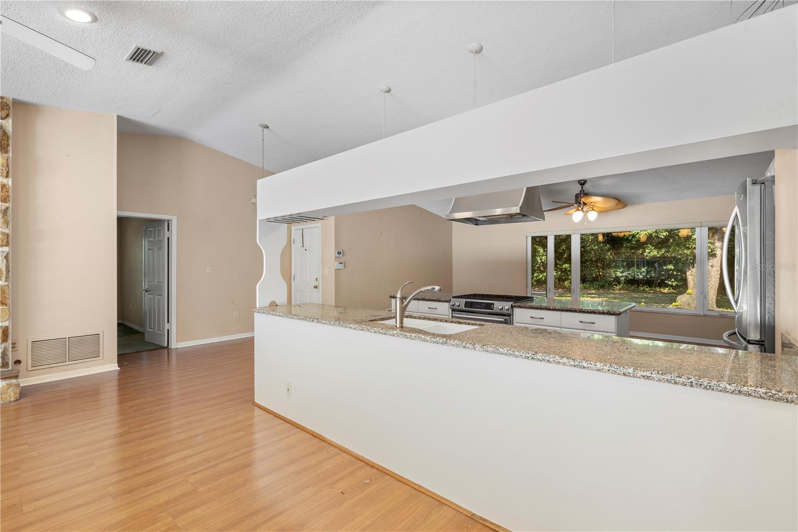 2162 LONG BOW LN — photo 57