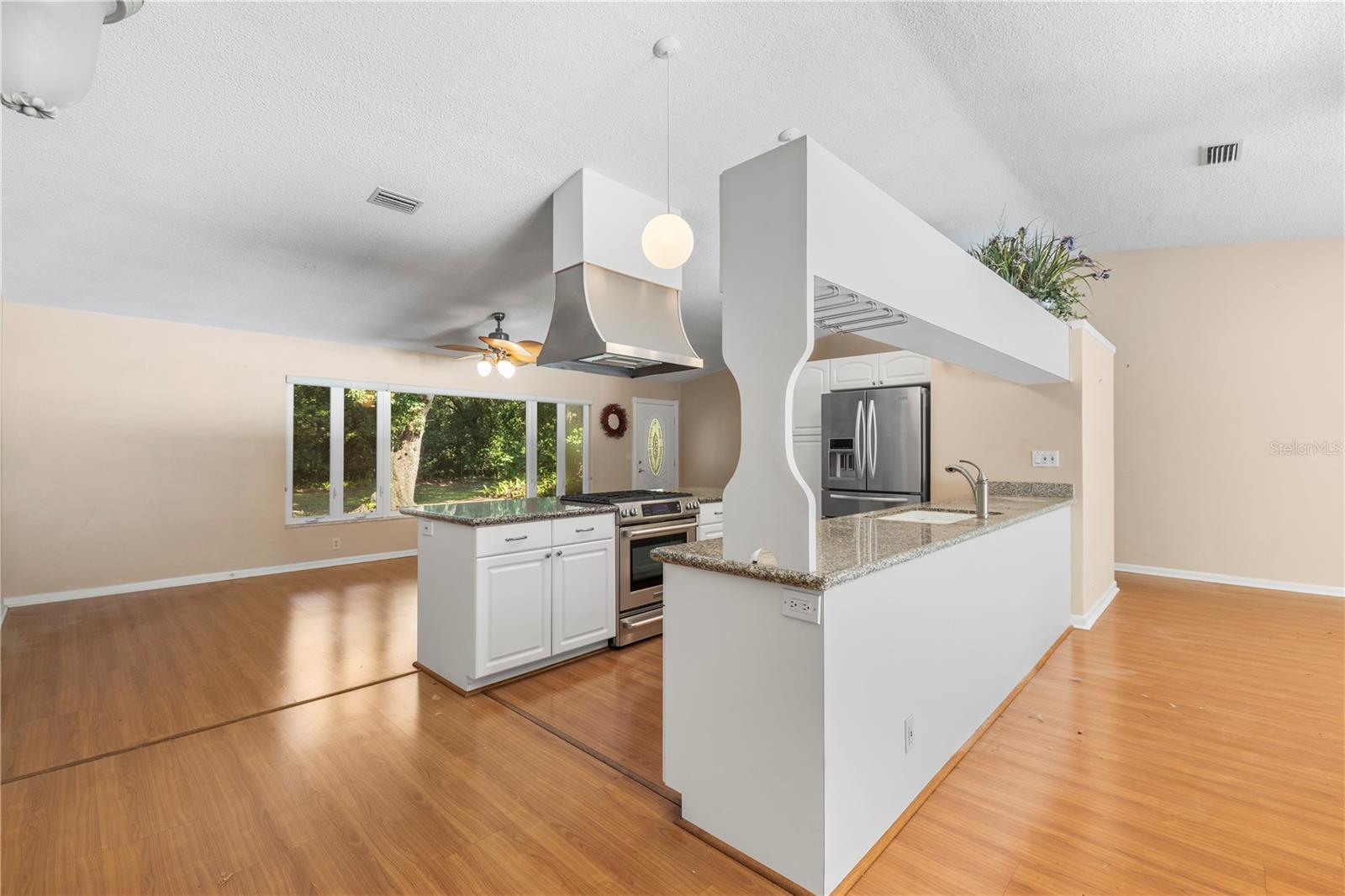2162 LONG BOW LN — photo 56