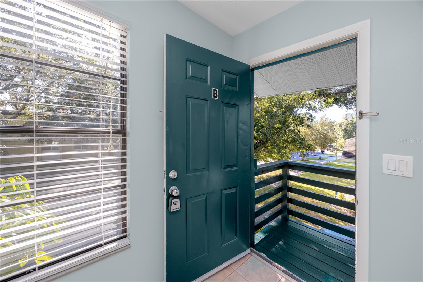 1303 S MOODY AVE — photo 7