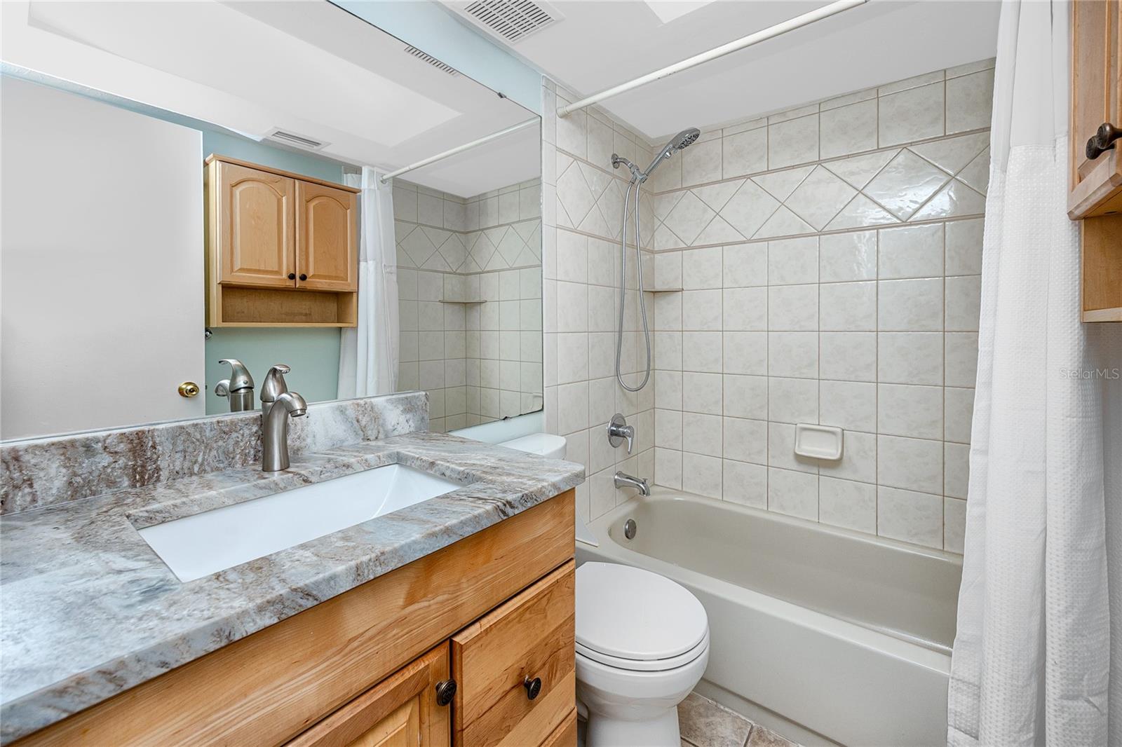 1303 S MOODY AVE — photo 31