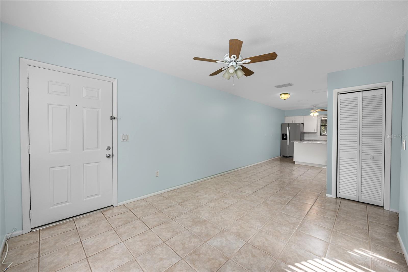 1303 S MOODY AVE — photo 17