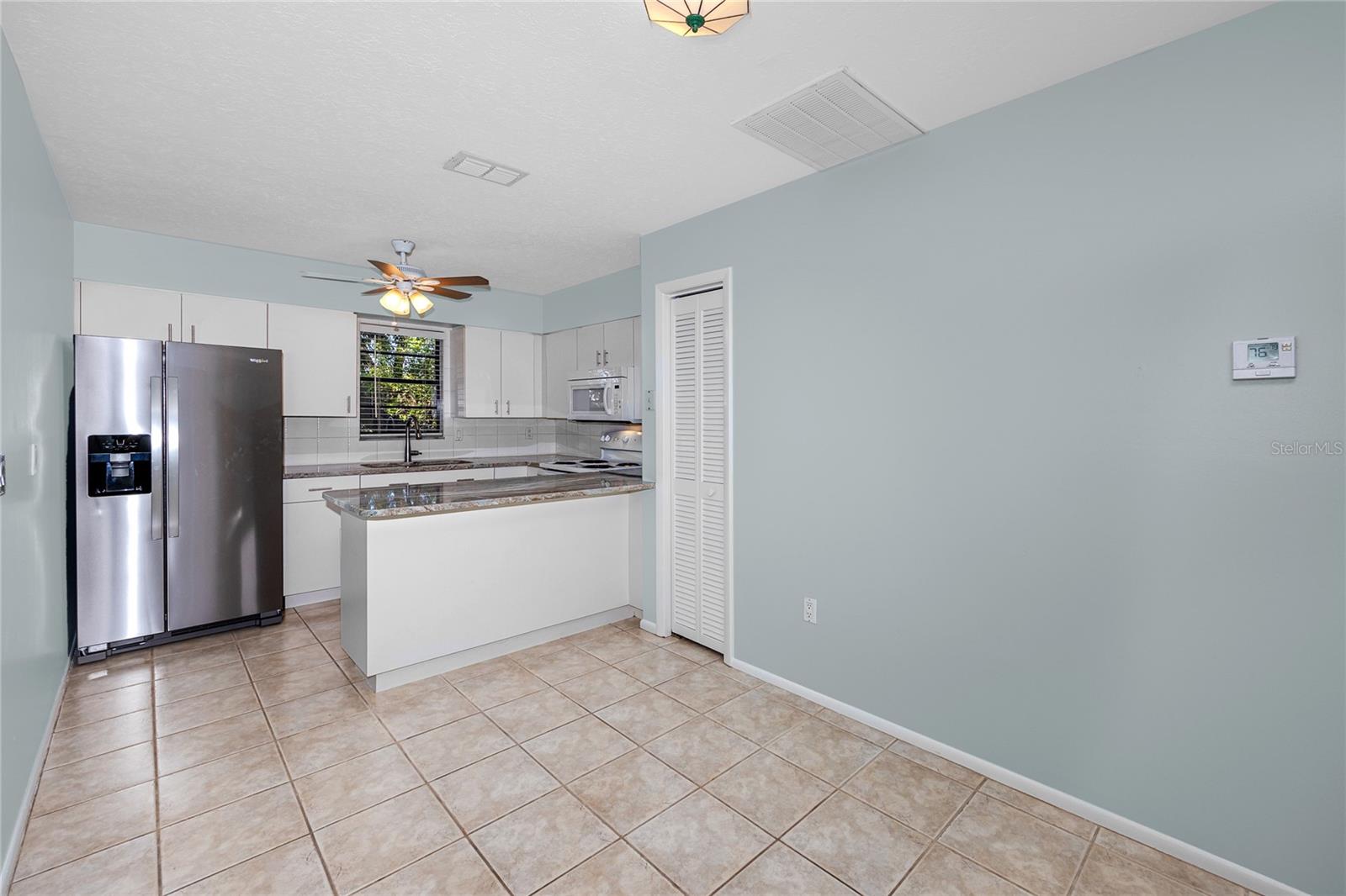 1303 S MOODY AVE — photo 9