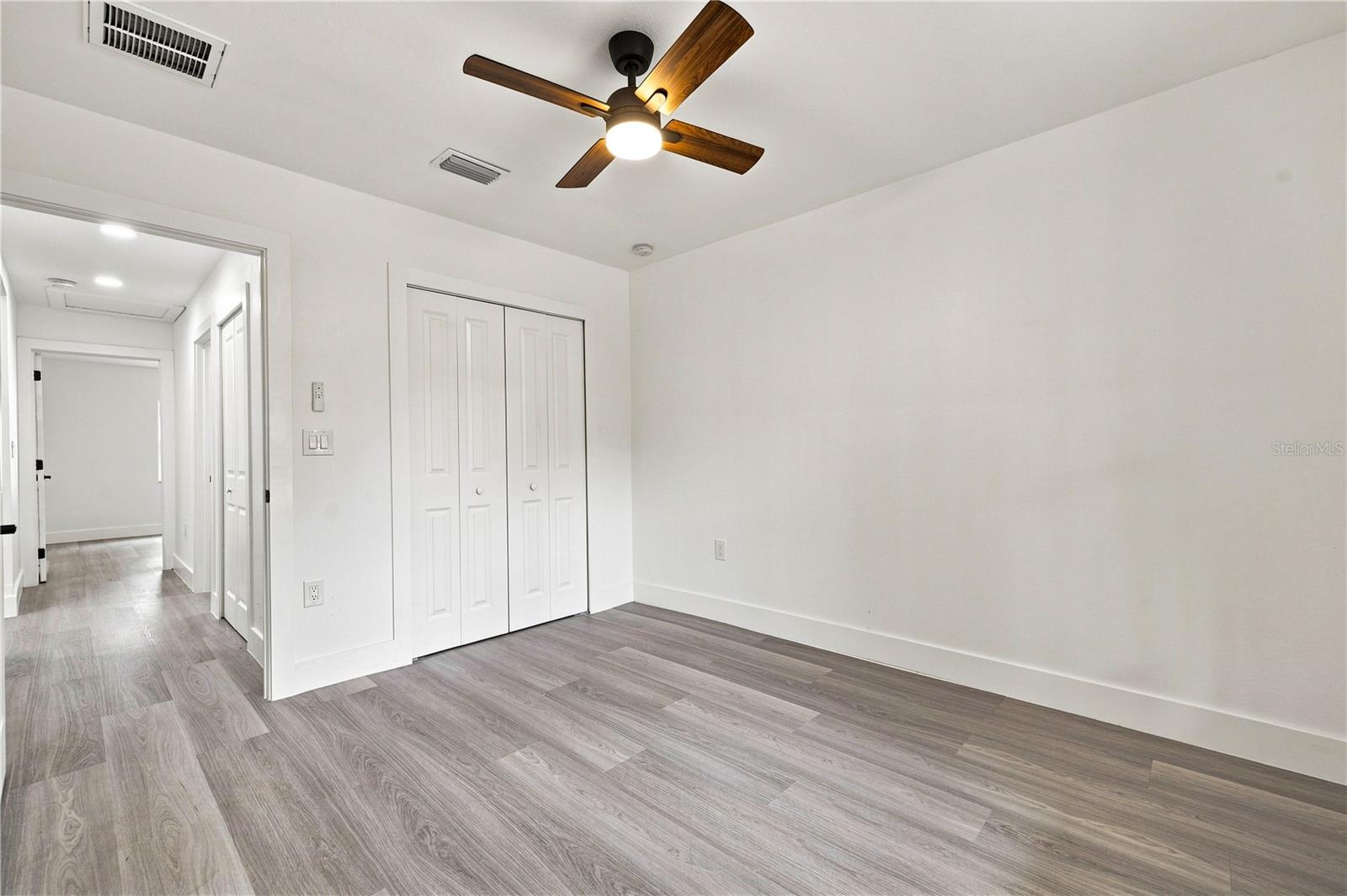 547 CYPRESS ST — photo 29