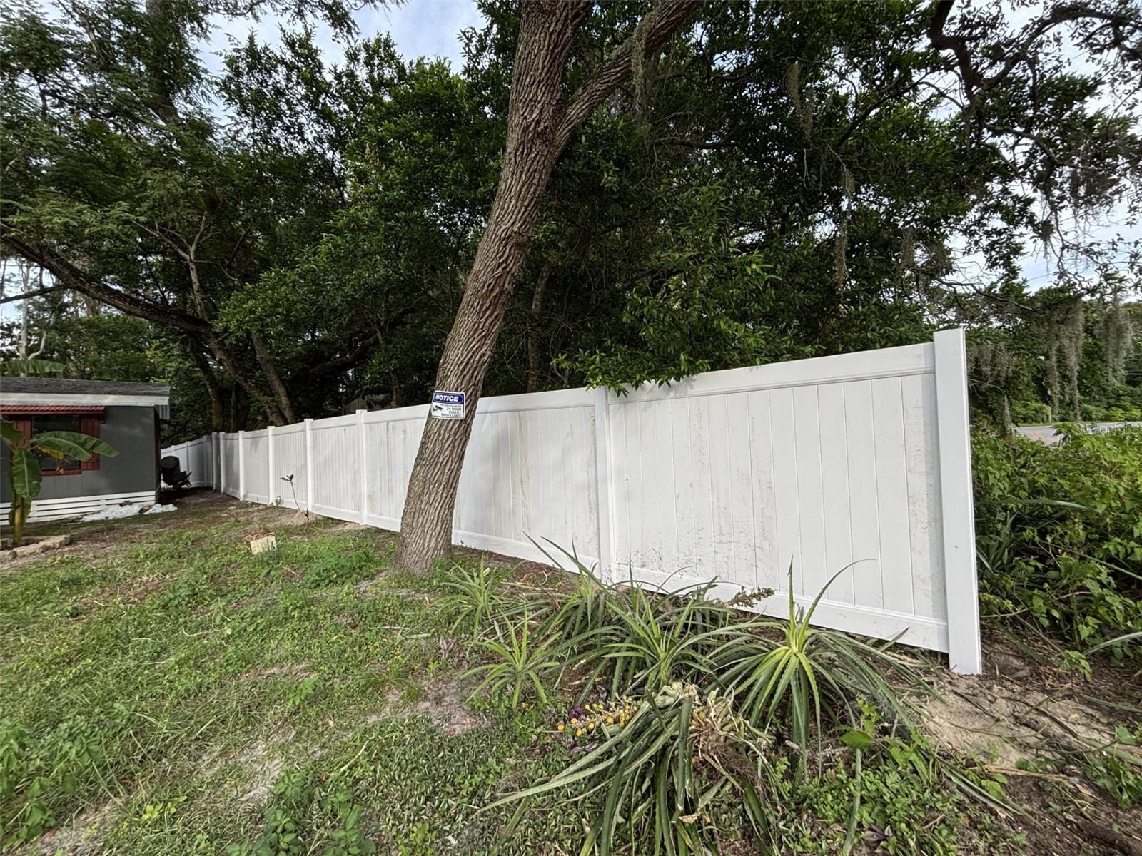 9260 LAKE DR — photo 3