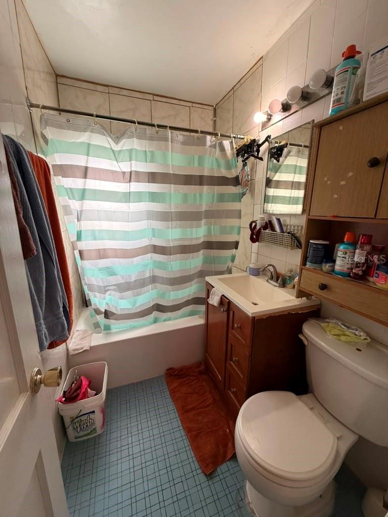 4203 S TRASK ST — photo 17