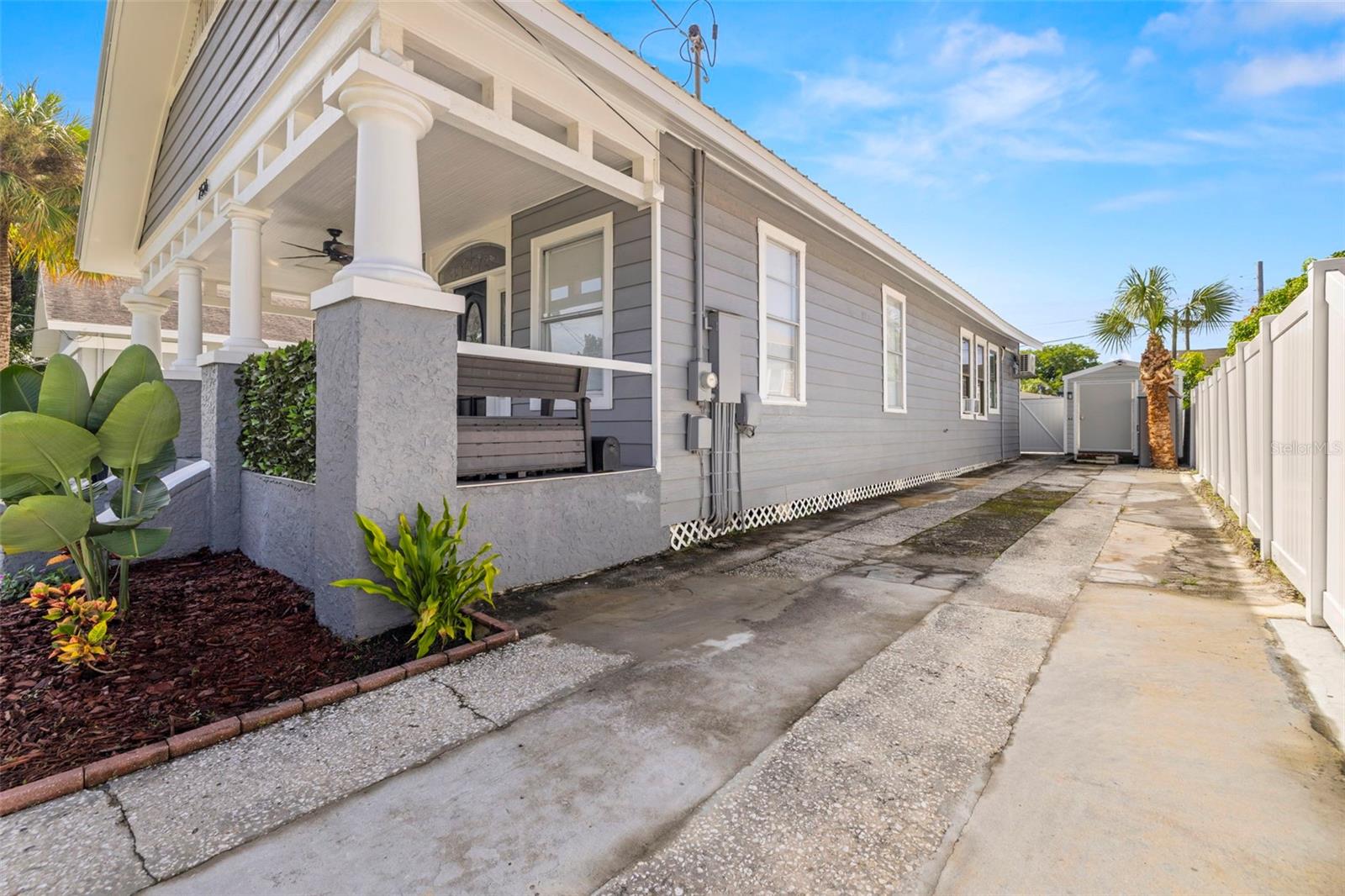 2526 W UNION ST — photo 20