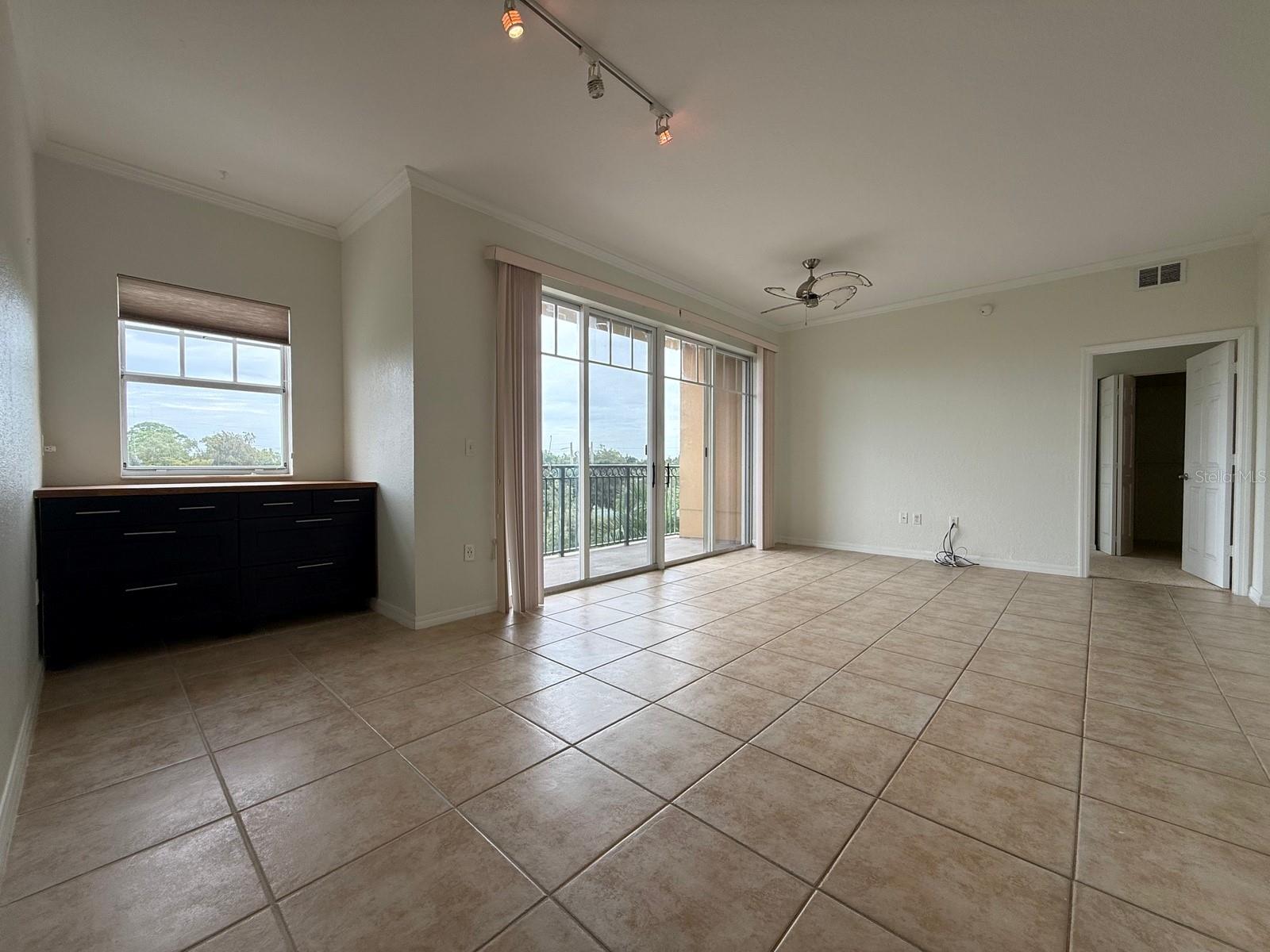 1064 N TAMIAMI TRL #1433 — photo 3