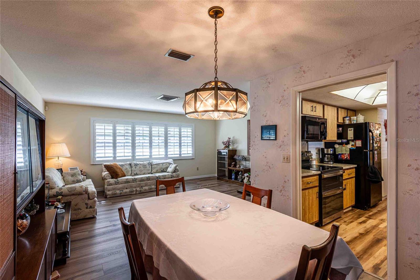 1830 OAK FOREST DR S — photo 10