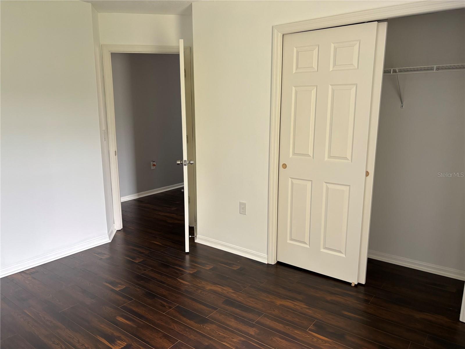 8524 SANDPIPER RIDGE AVE — photo 37