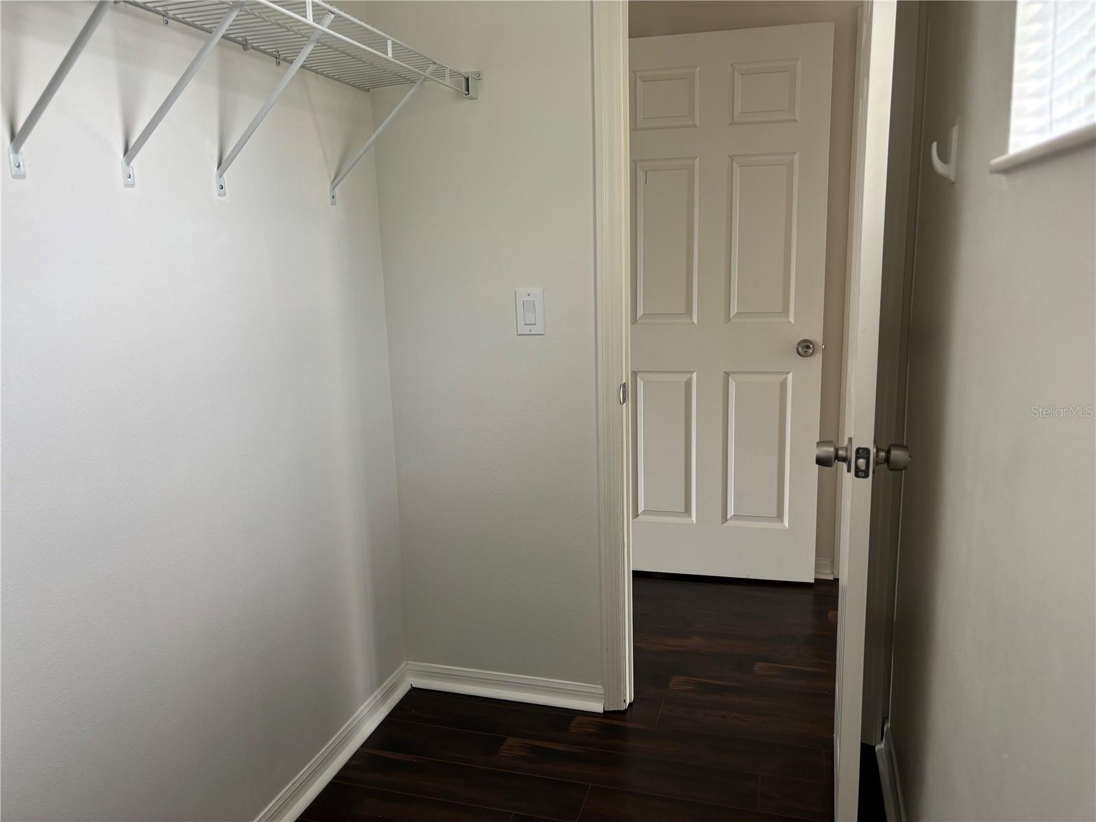 8524 SANDPIPER RIDGE AVE — photo 44