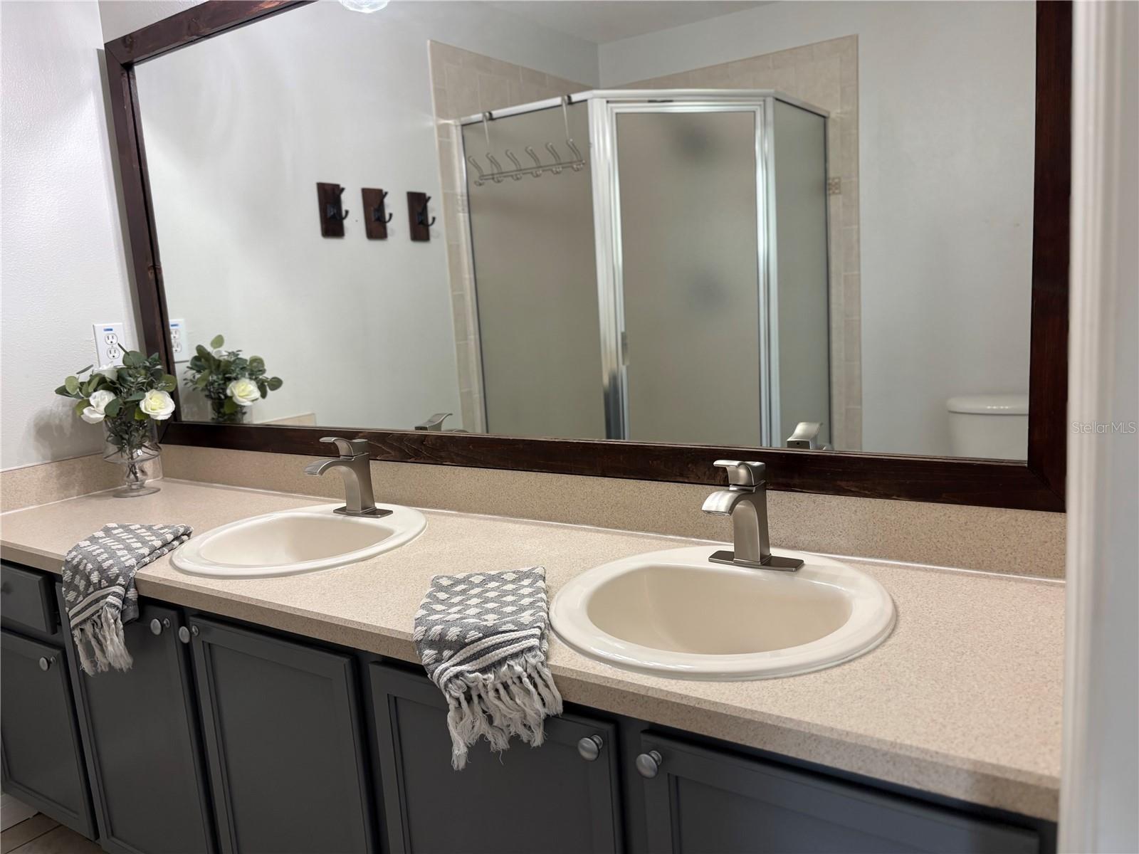 8524 SANDPIPER RIDGE AVE — photo 55