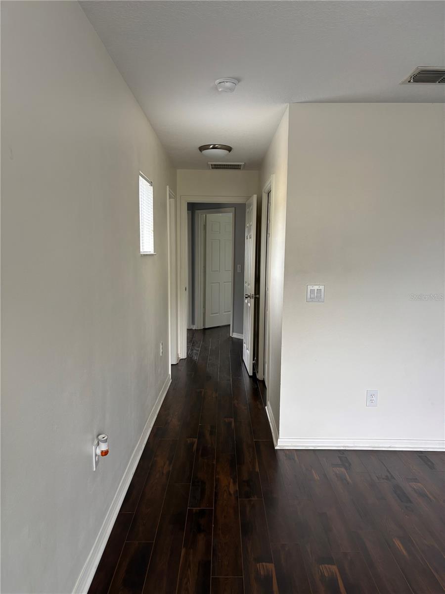 8524 SANDPIPER RIDGE AVE — photo 45