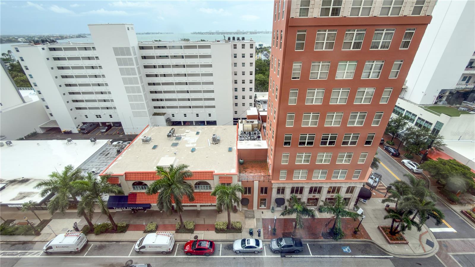 1350 MAIN ST #908 — photo 27