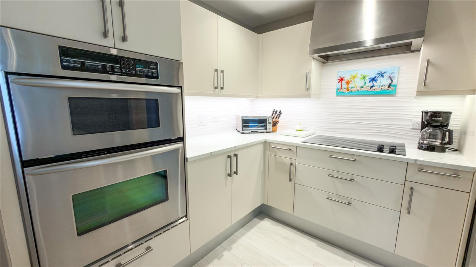 1350 MAIN ST #908 — photo 7