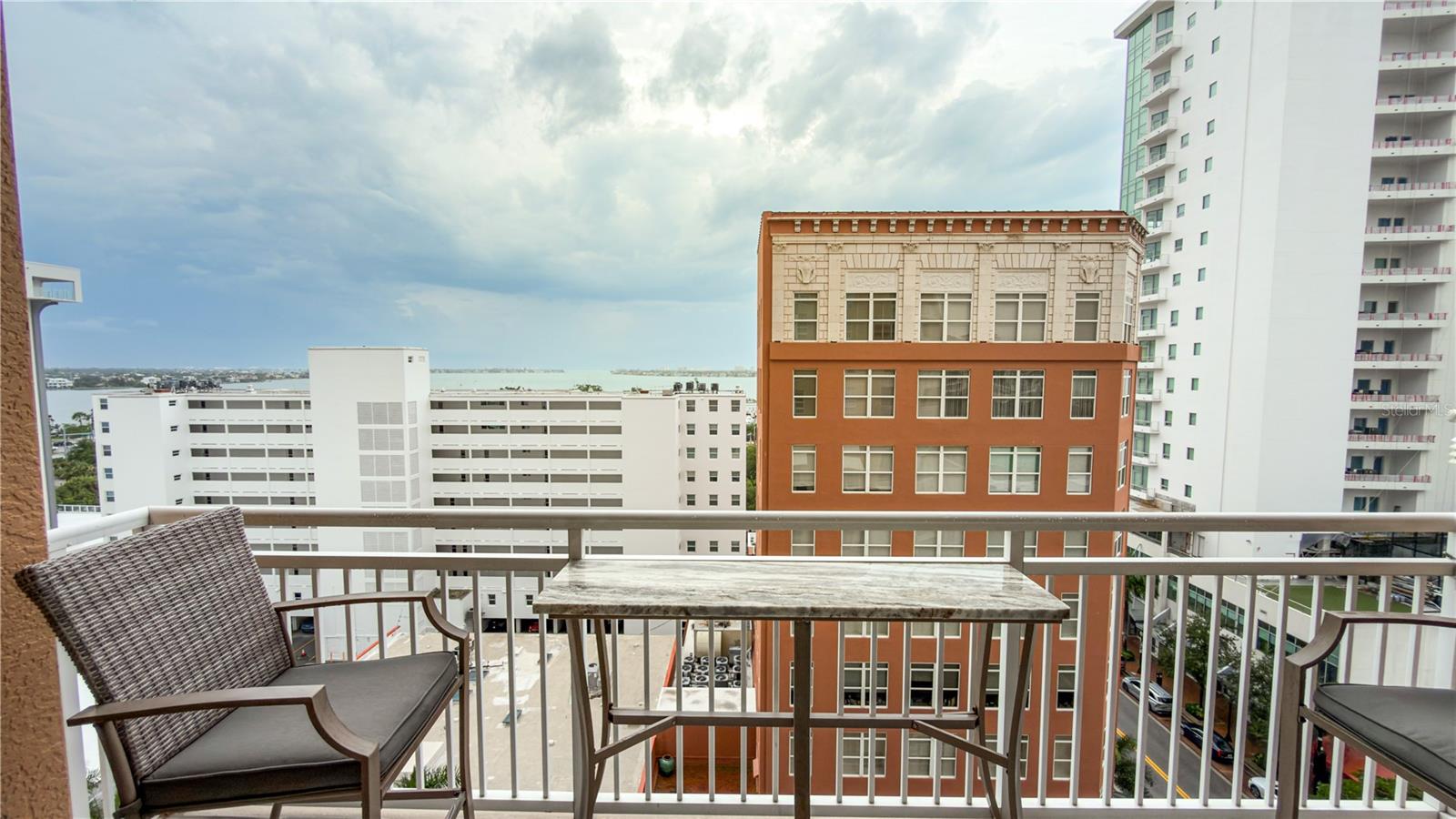 1350 MAIN ST #908 — photo 11