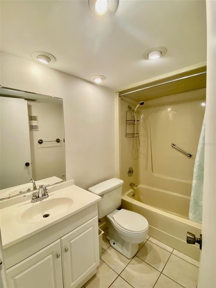238 TAMPA AVE W #6B — photo 29