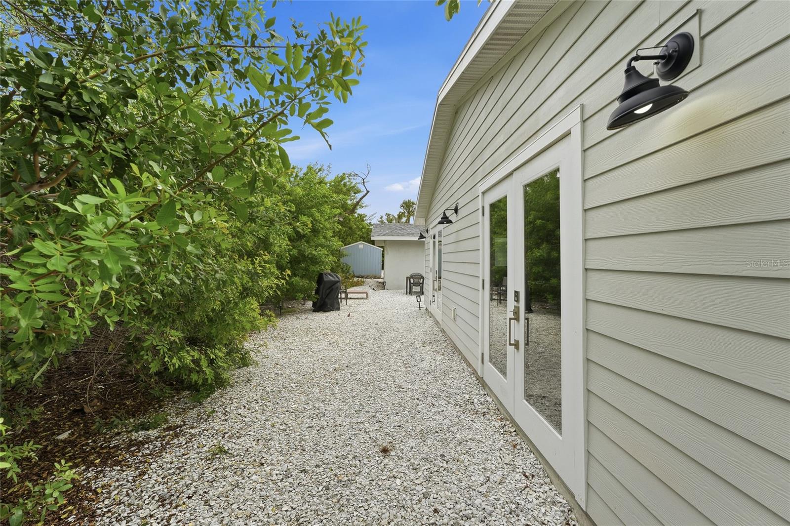 608 SAINT JUDES DR — photo 11