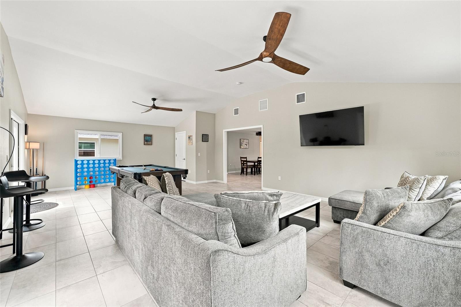 608 SAINT JUDES DR — photo 3
