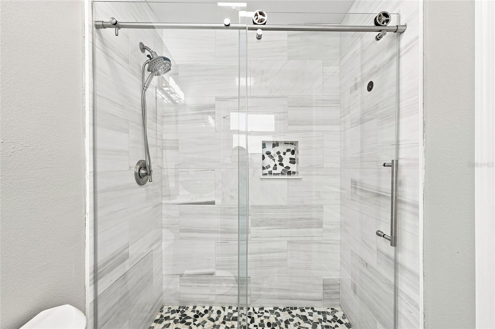 608 SAINT JUDES DR — photo 10