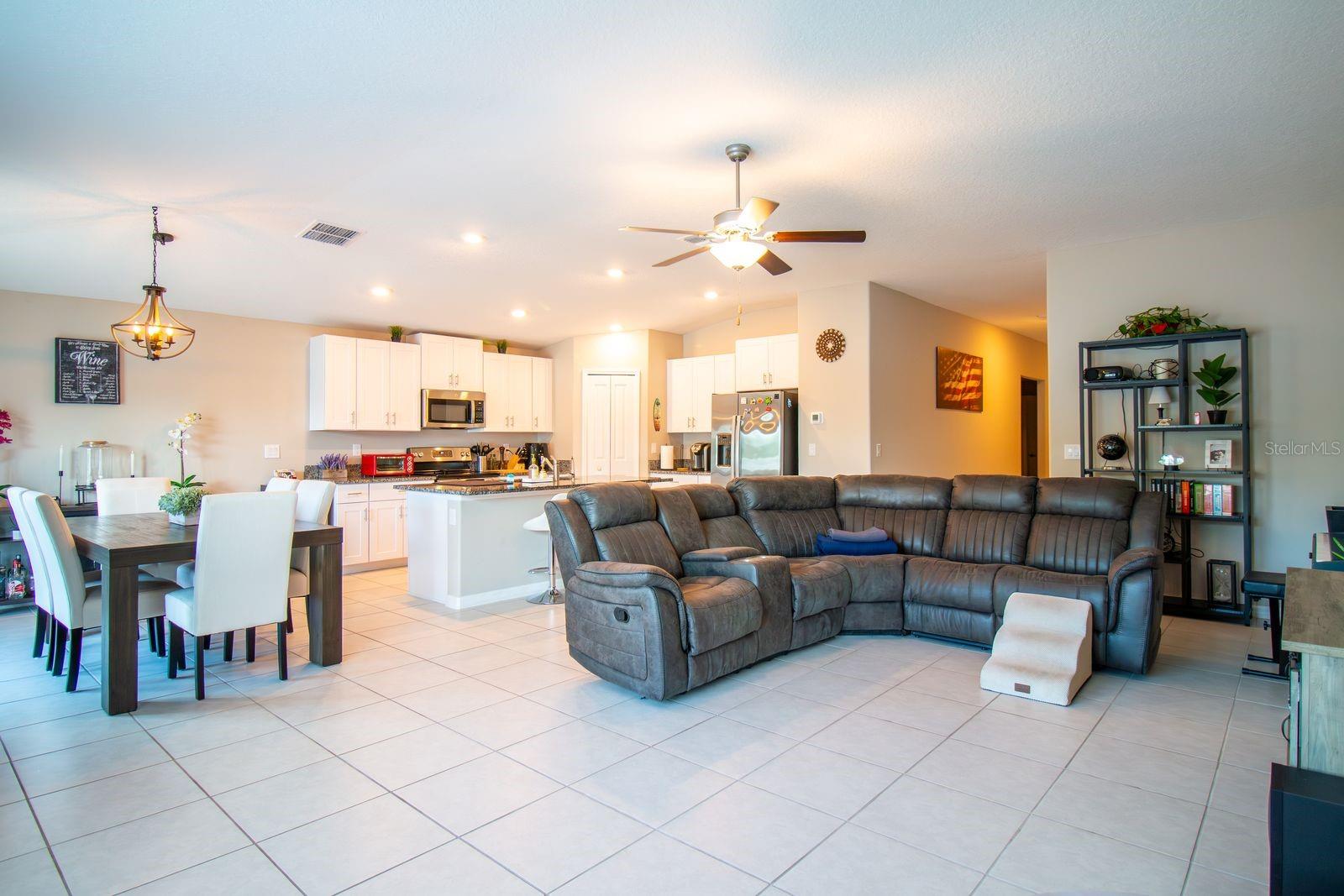 5466 BLUE AZURE DR — photo 9