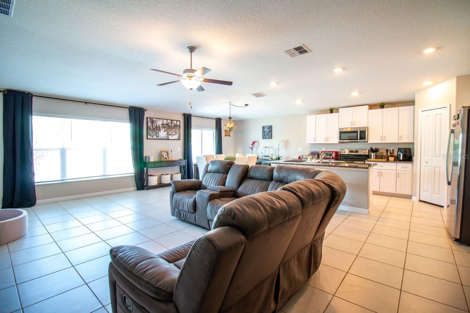 5466 BLUE AZURE DR — photo 11