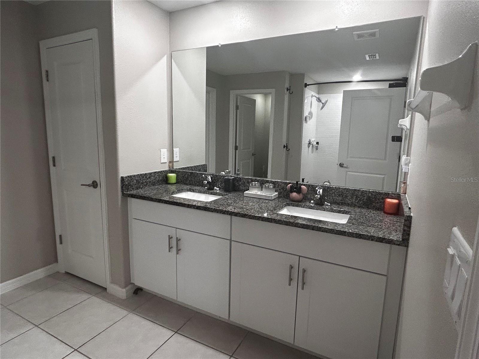 5466 BLUE AZURE DR — photo 27
