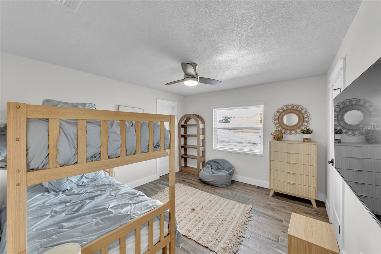 5004 ENSIGN LOOP — photo 34