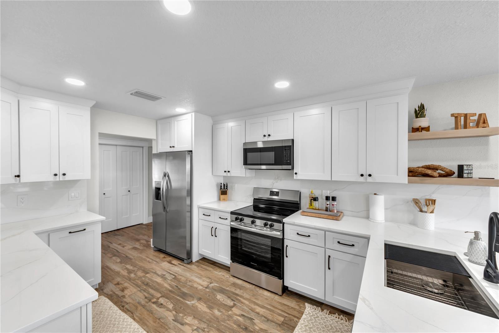 5004 ENSIGN LOOP — photo 18