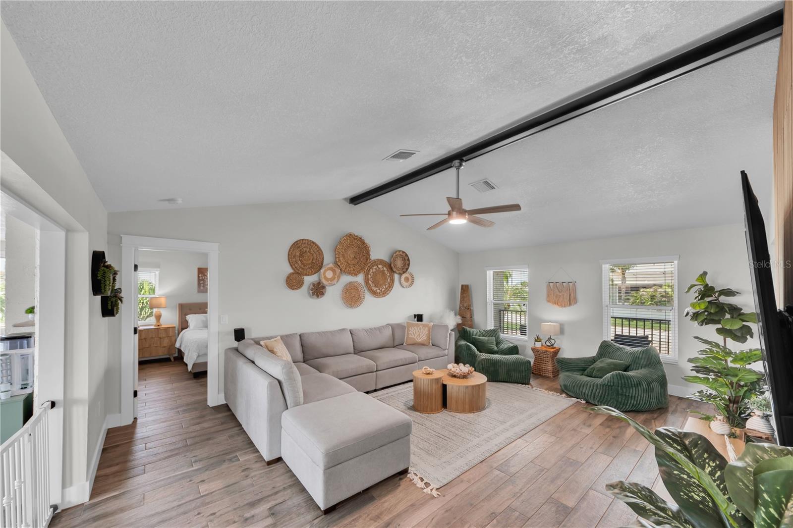 5004 ENSIGN LOOP — photo 15