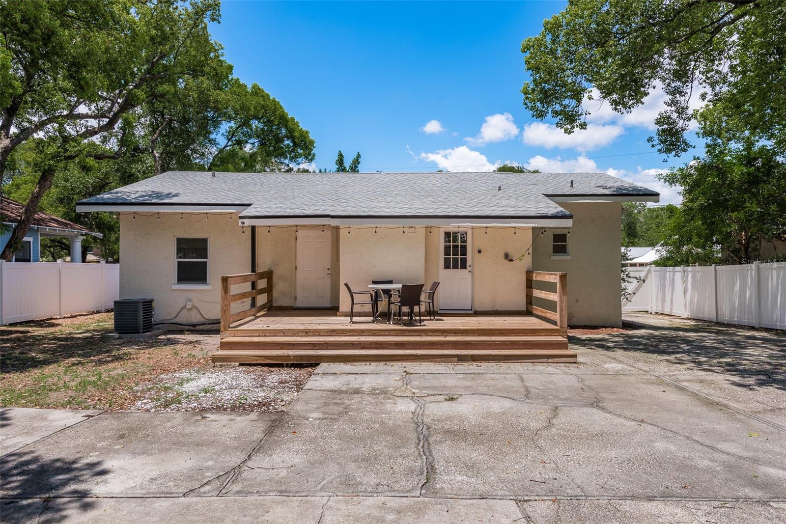 206 W WARREN AVE — photo 5