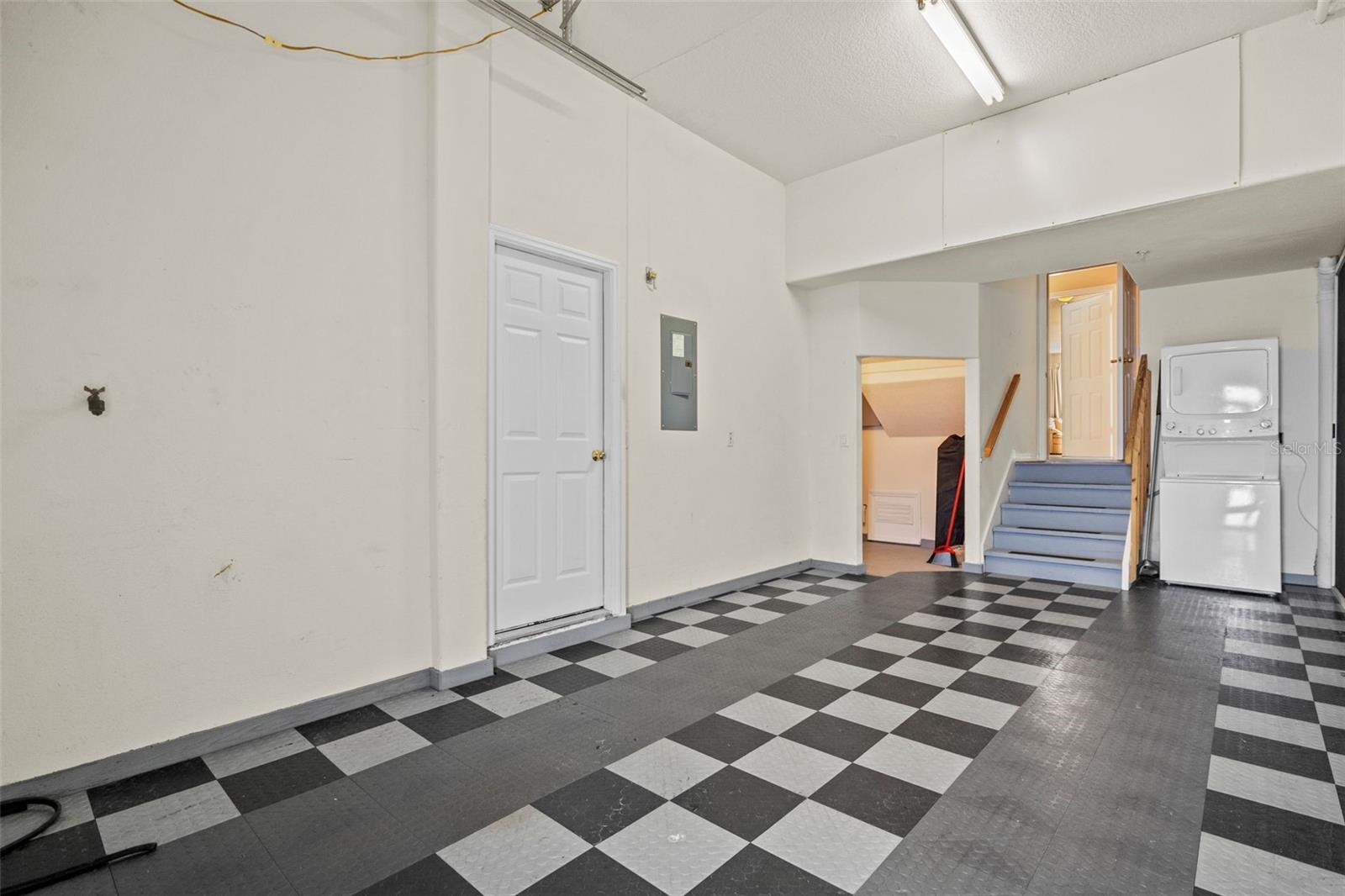 1593 PINELLAS BAYWAY S — photo 42