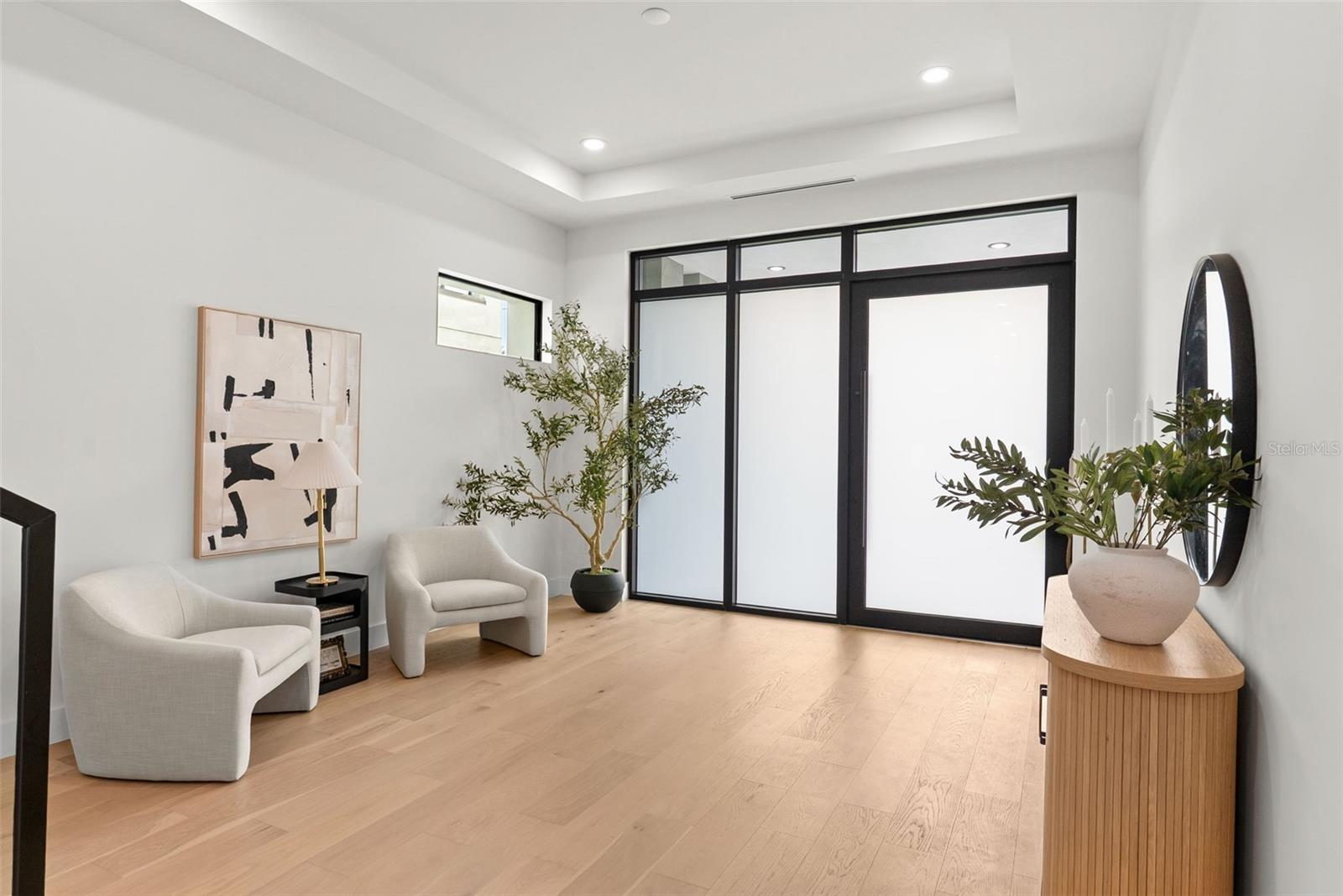 1005 W BRADDOCK ST — photo 10