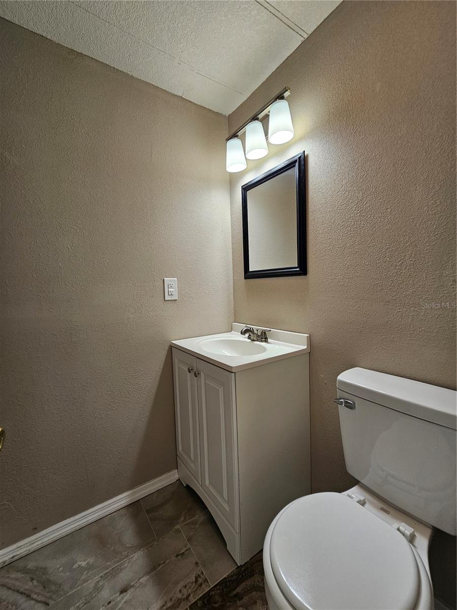 37826 DAUGHTERY RD — photo 16