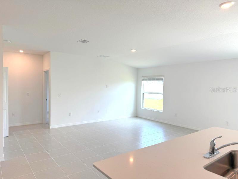 38396 PINDOS DR — photo 14
