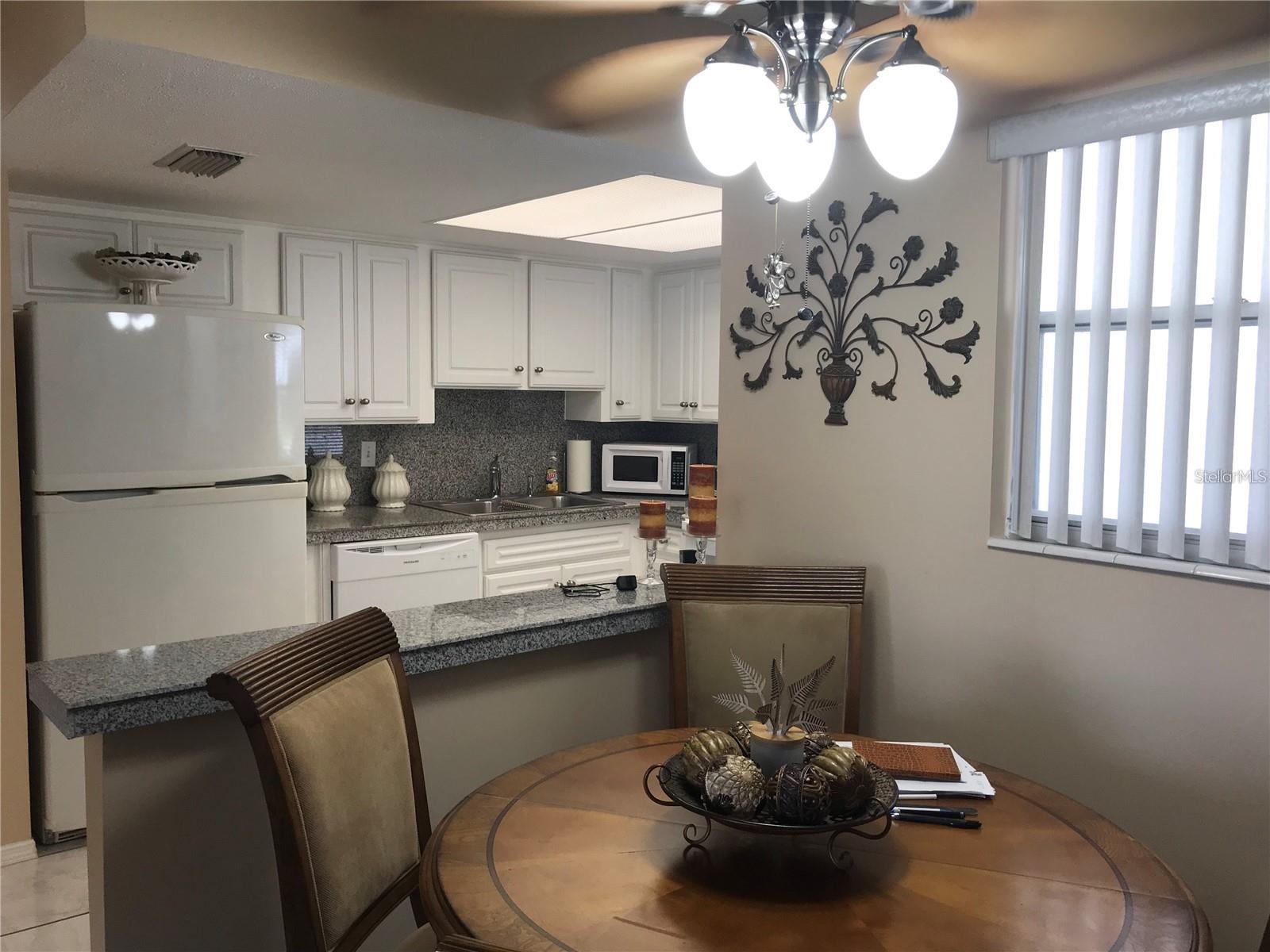 6033 CORAL WAY #5 — photo 4
