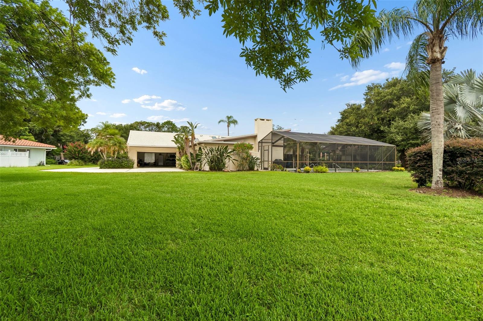 2364 VIOLET PL — photo 36