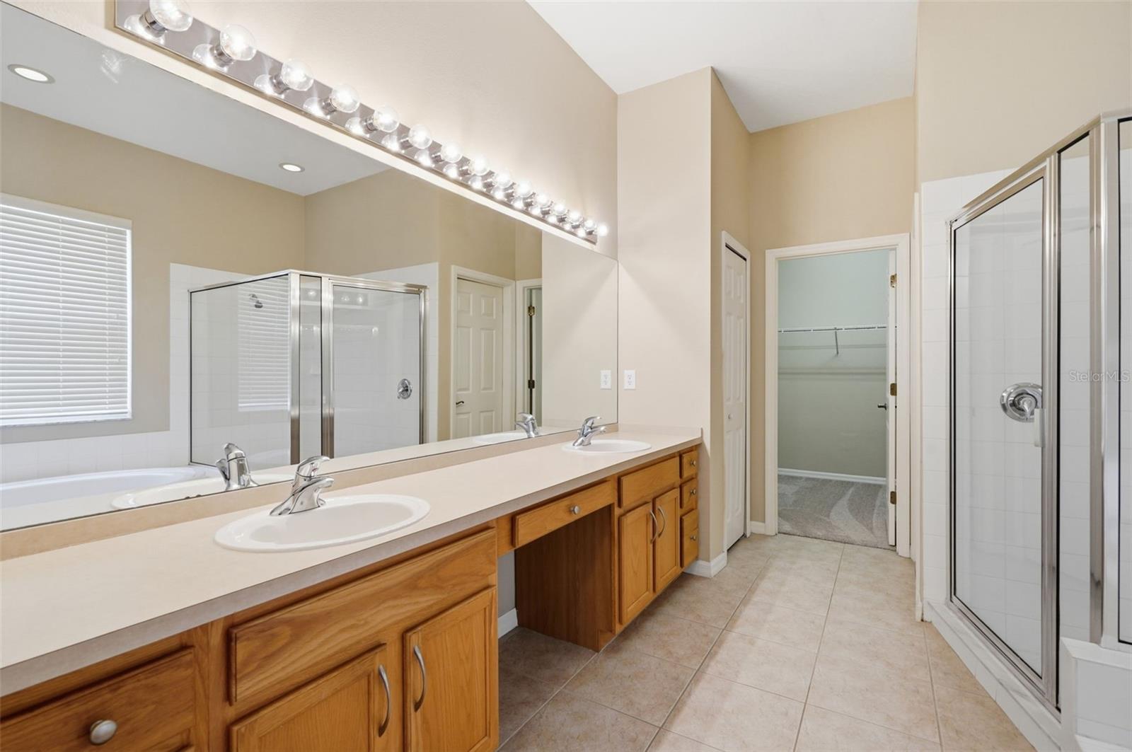 30718 PUMPKIN RIDGE DR — photo 27