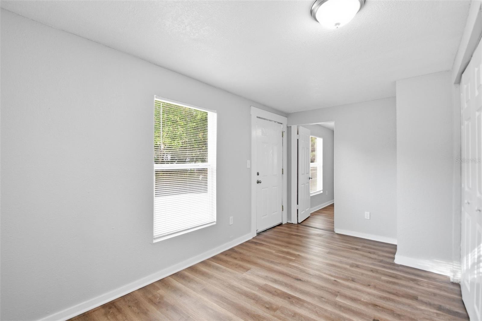 3745 S 16TH AVE S — photo 13