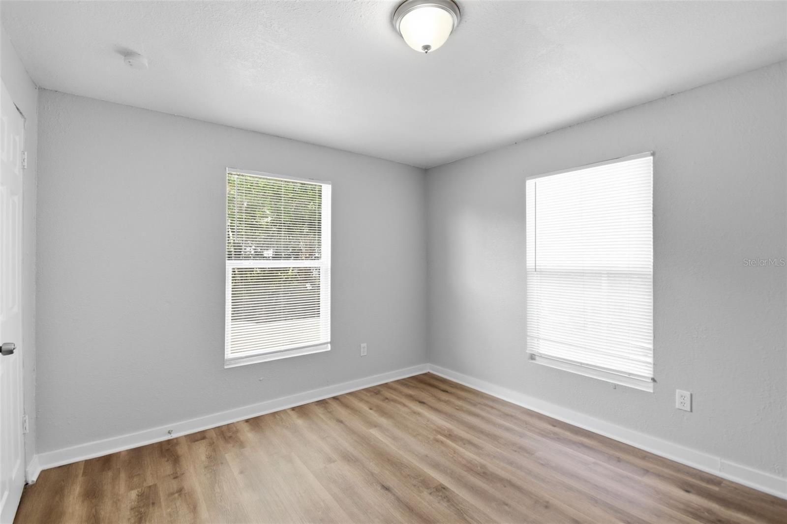 3745 S 16TH AVE S — photo 28