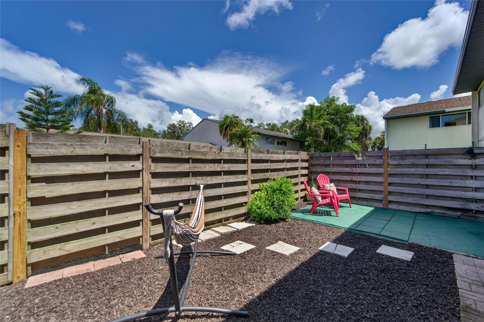 1131 LONGFELLOW RD — photo 39