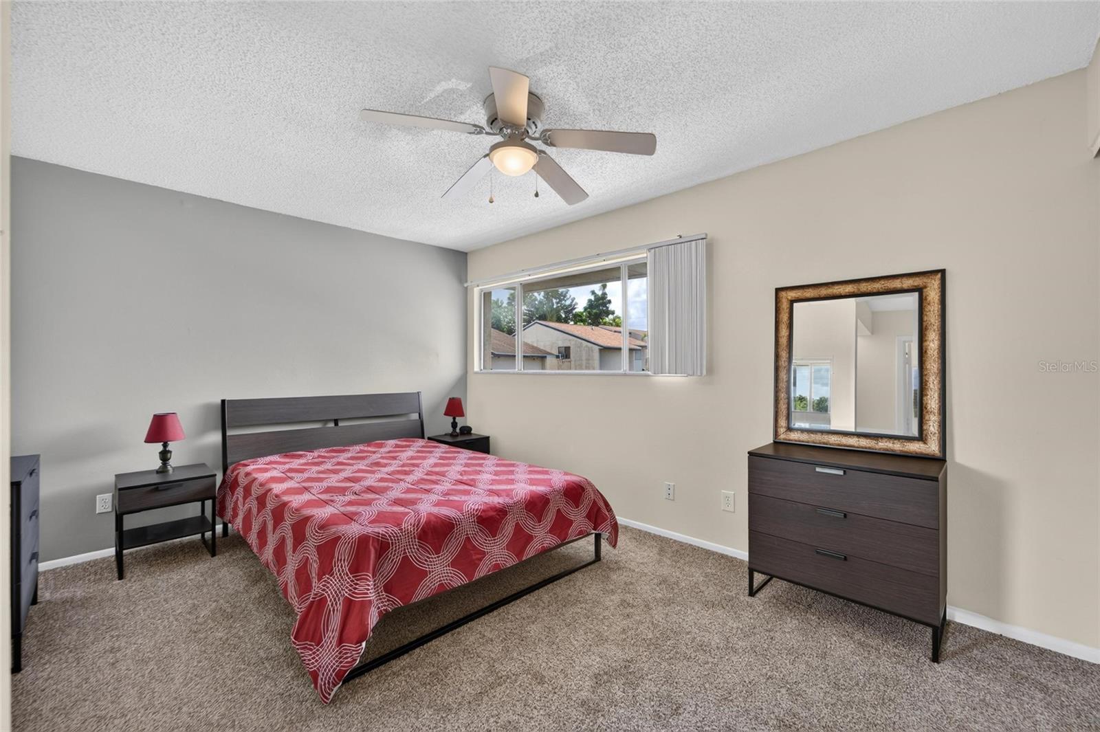 1131 LONGFELLOW RD — photo 30