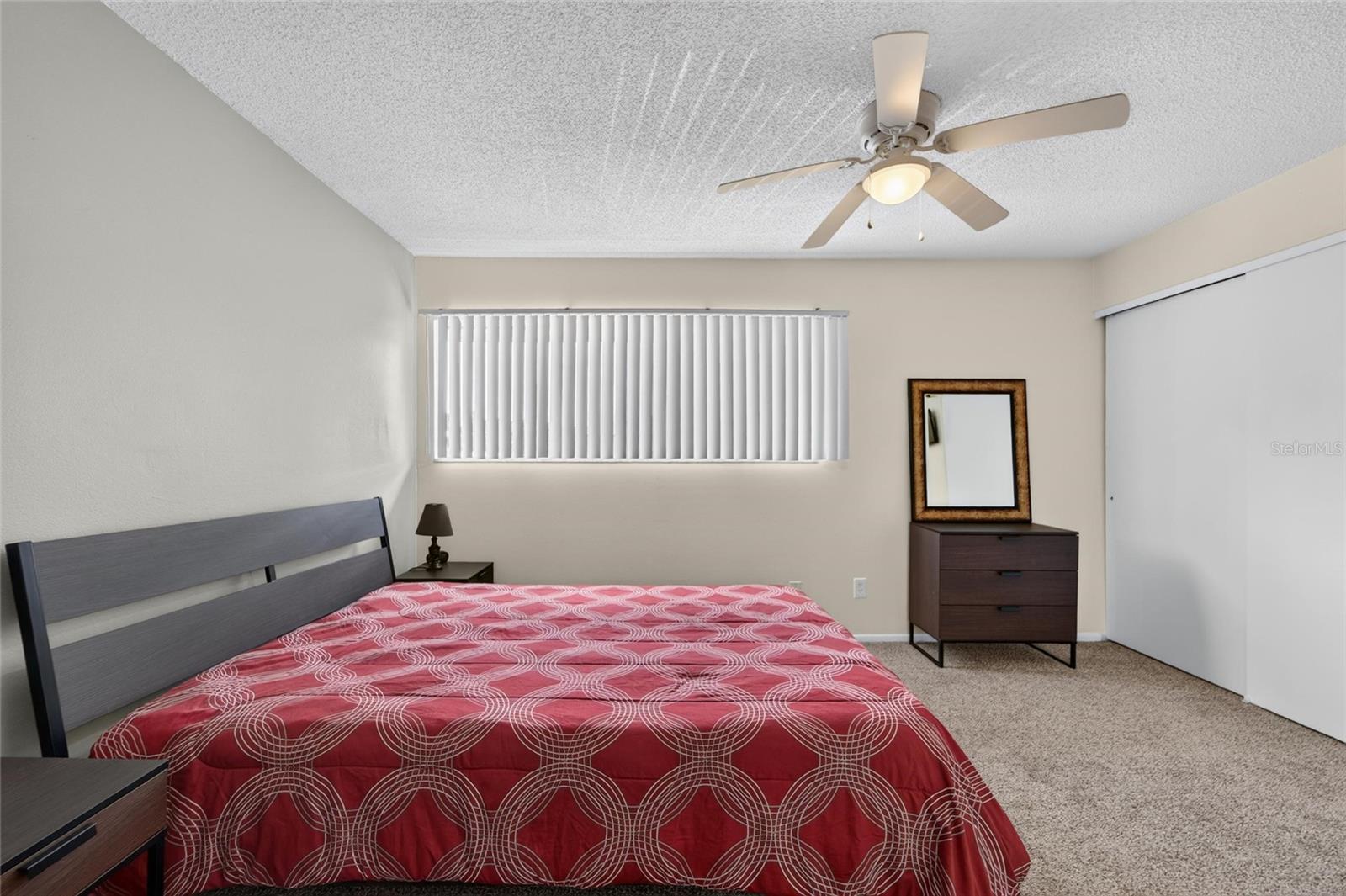 1131 LONGFELLOW RD — photo 32