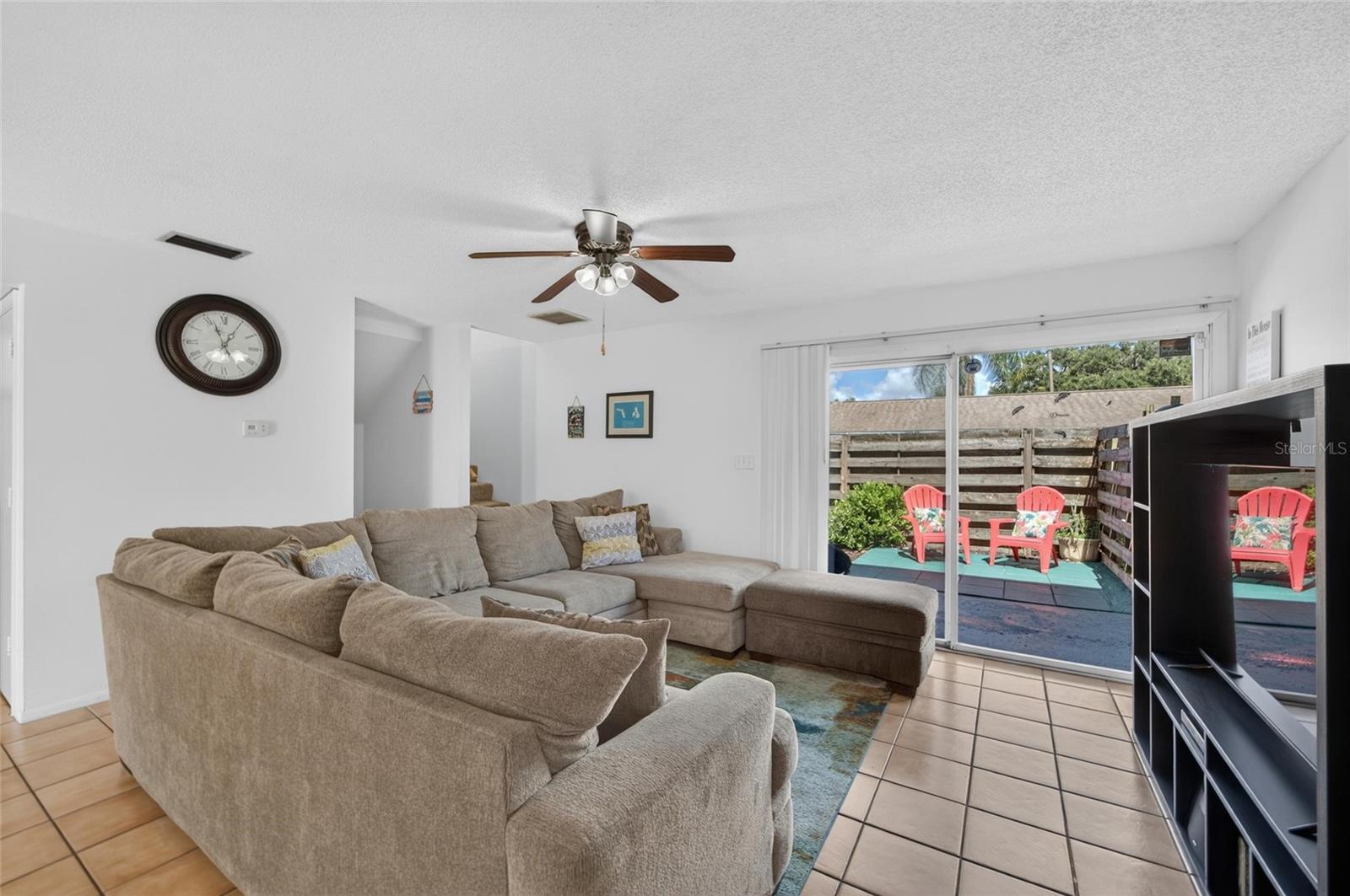 1131 LONGFELLOW RD — photo 4