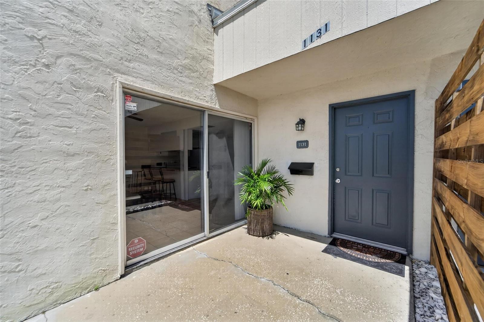 1131 LONGFELLOW RD — photo 52