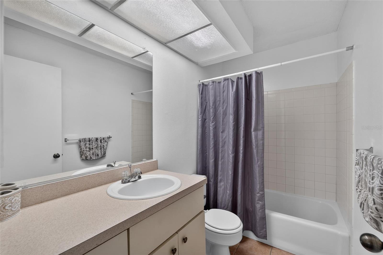 1131 LONGFELLOW RD — photo 22