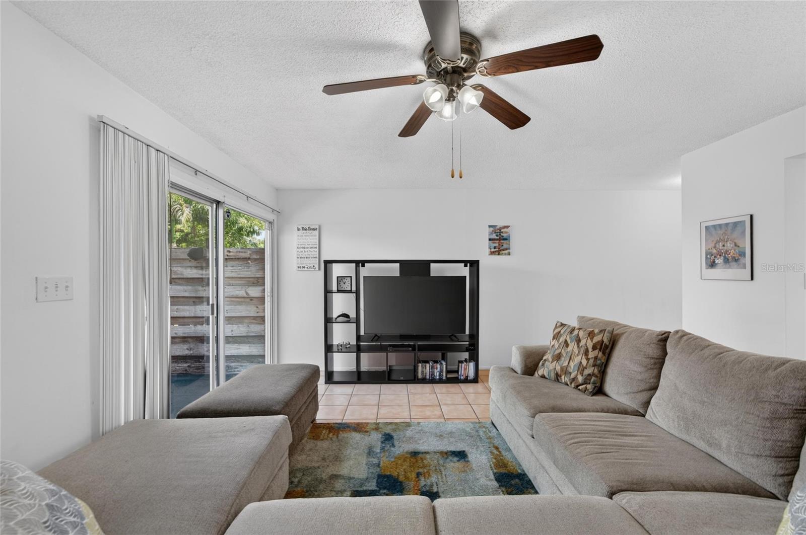 1131 LONGFELLOW RD — photo 6