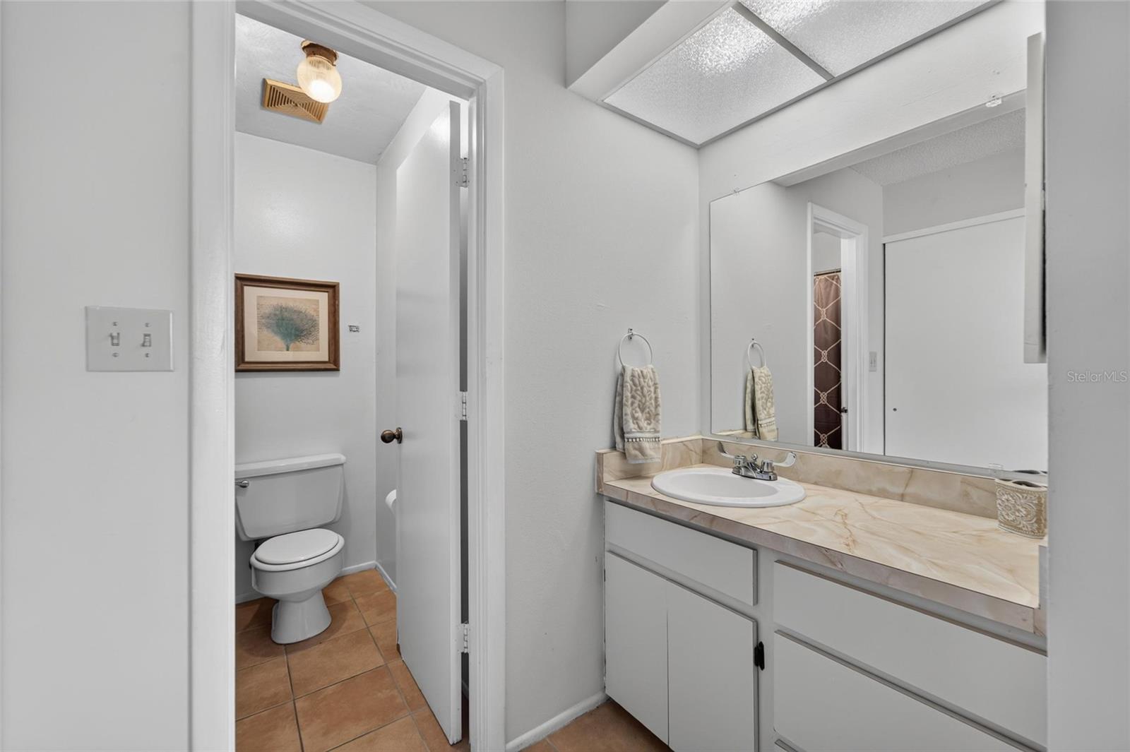 1131 LONGFELLOW RD — photo 35